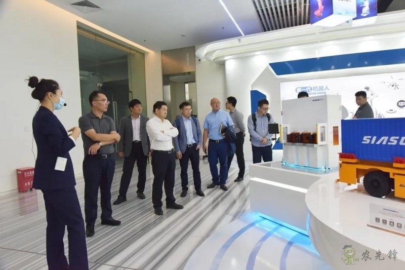 探索智慧植物工廠新模式&mdash;&mdash;新松公司與中國農業科學院都市農業研究所簽署戰略合作協議 