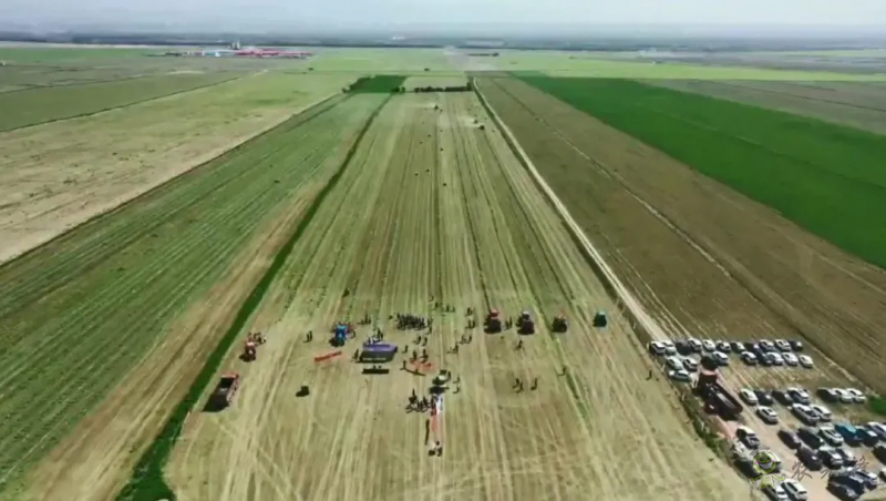 格蘭牧草設備,助力新疆草業發展