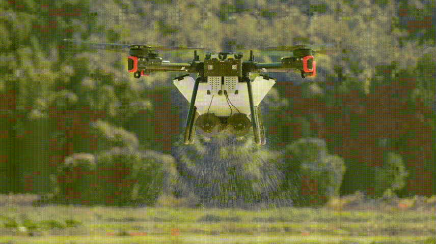 極飛睿播 2.0 如何兼顧播撒的精準和高效？