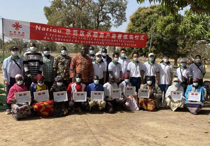 糧食產(chǎn)量高，生活有余裕&mdash;&mdash;中國(guó)專家在布開展水稻高產(chǎn)競(jìng)賽和蔬菜種植培訓(xùn)